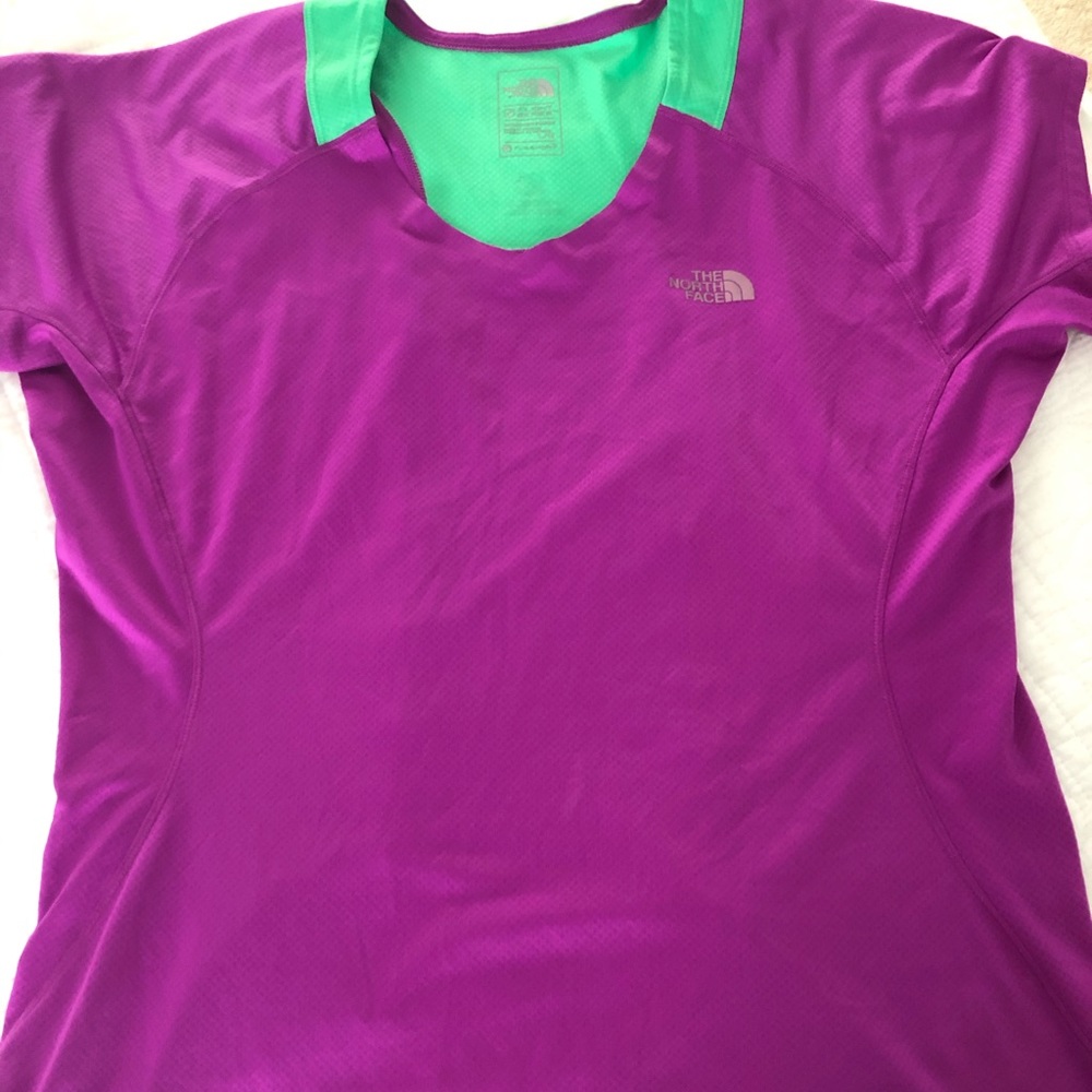 2/$15 The North Face Flight Series Exercise Shirt Large